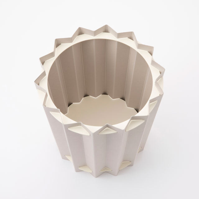 Zigzag box